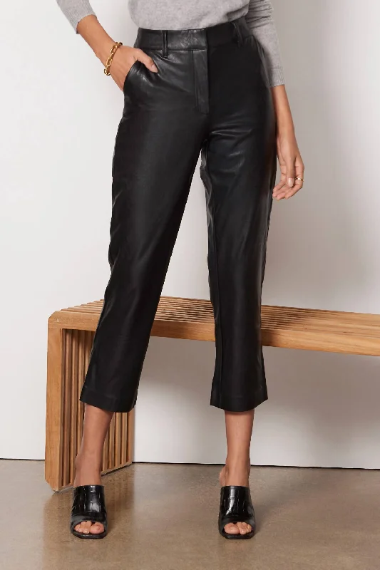 Faux Leather 7/8 Trouser In Black